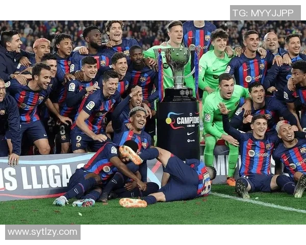 足球世界：巅峰对决，荣耀之战